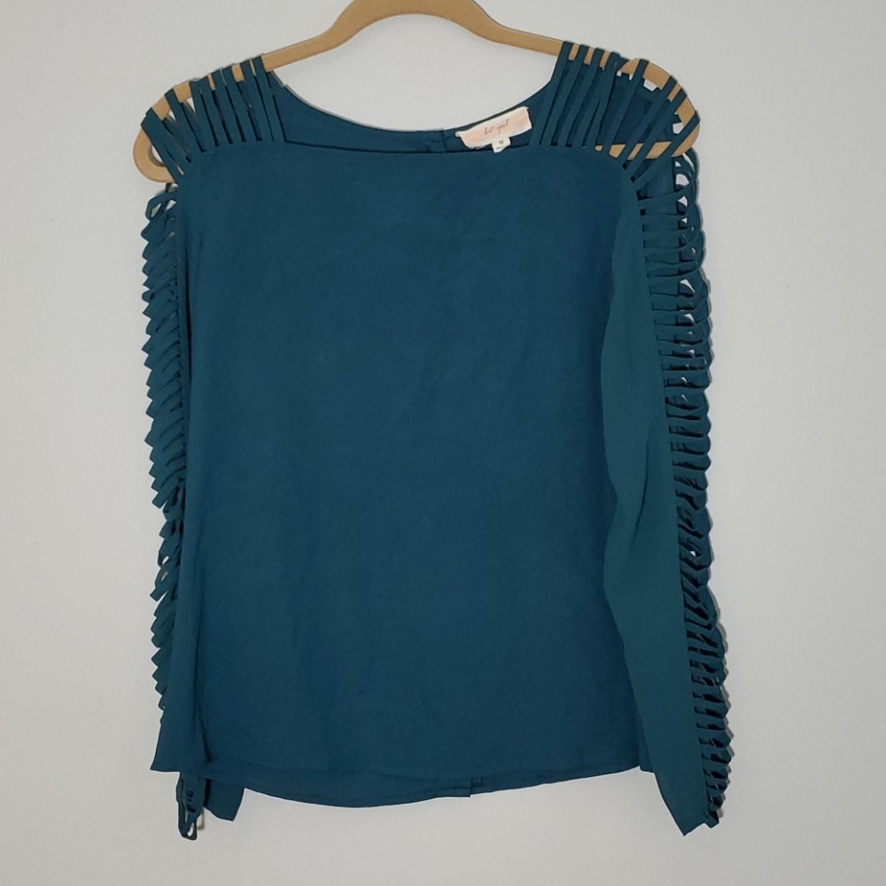 Green long sleeve blouse lost april size M